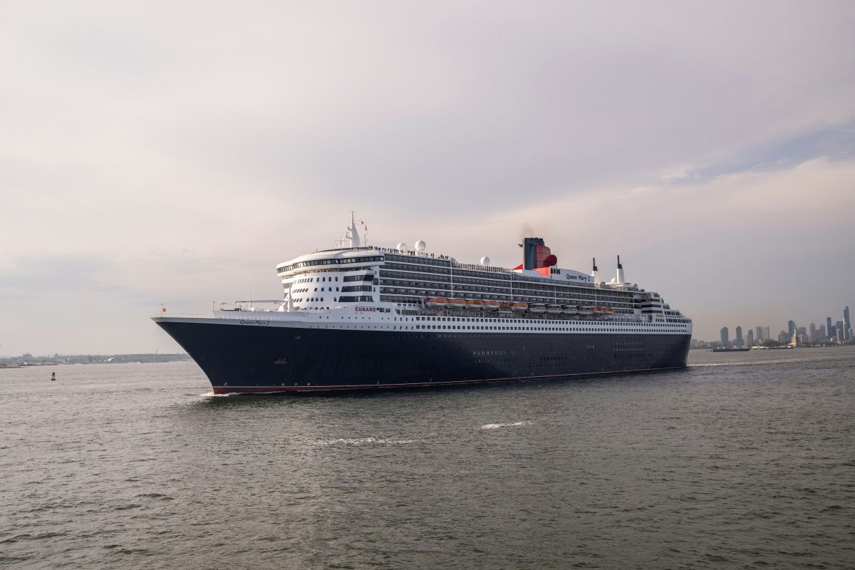 Queen Mary 2