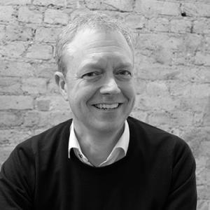 Portait photo of Martin MacConnol