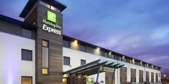 Front of Holiday Inn Express Cambridge