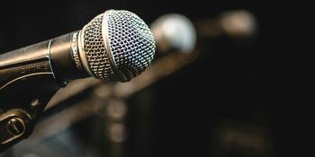 Microphone