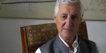 Mike Brearley (St John’s 1960)