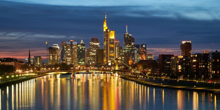 A night time view of the Frankfurt skyline