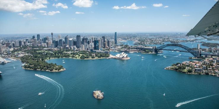 View of Sydney from a small plane