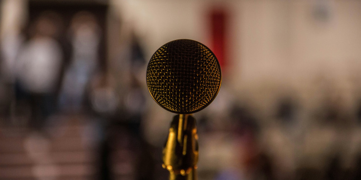 Microphone