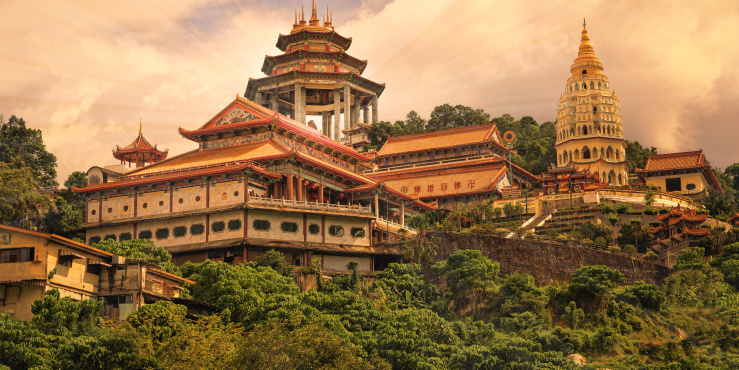 A beautiful Malaysain building in the daylight