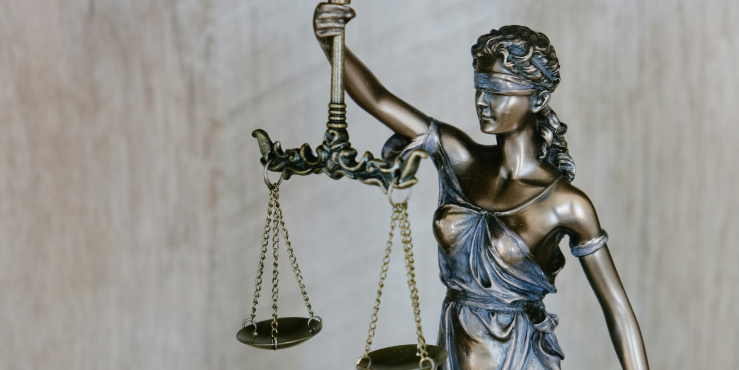 Court scales