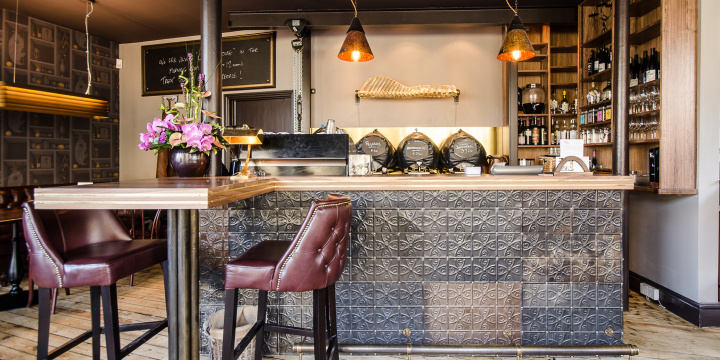 Entrance of the Cambidge Chop House