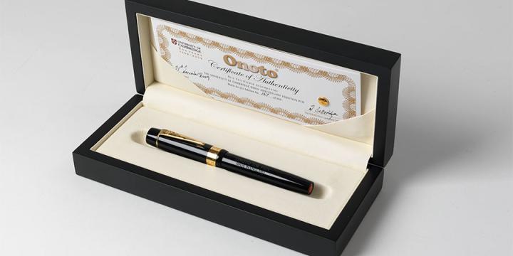 University of Cambridge Alumni Magna Classic Black & Gold