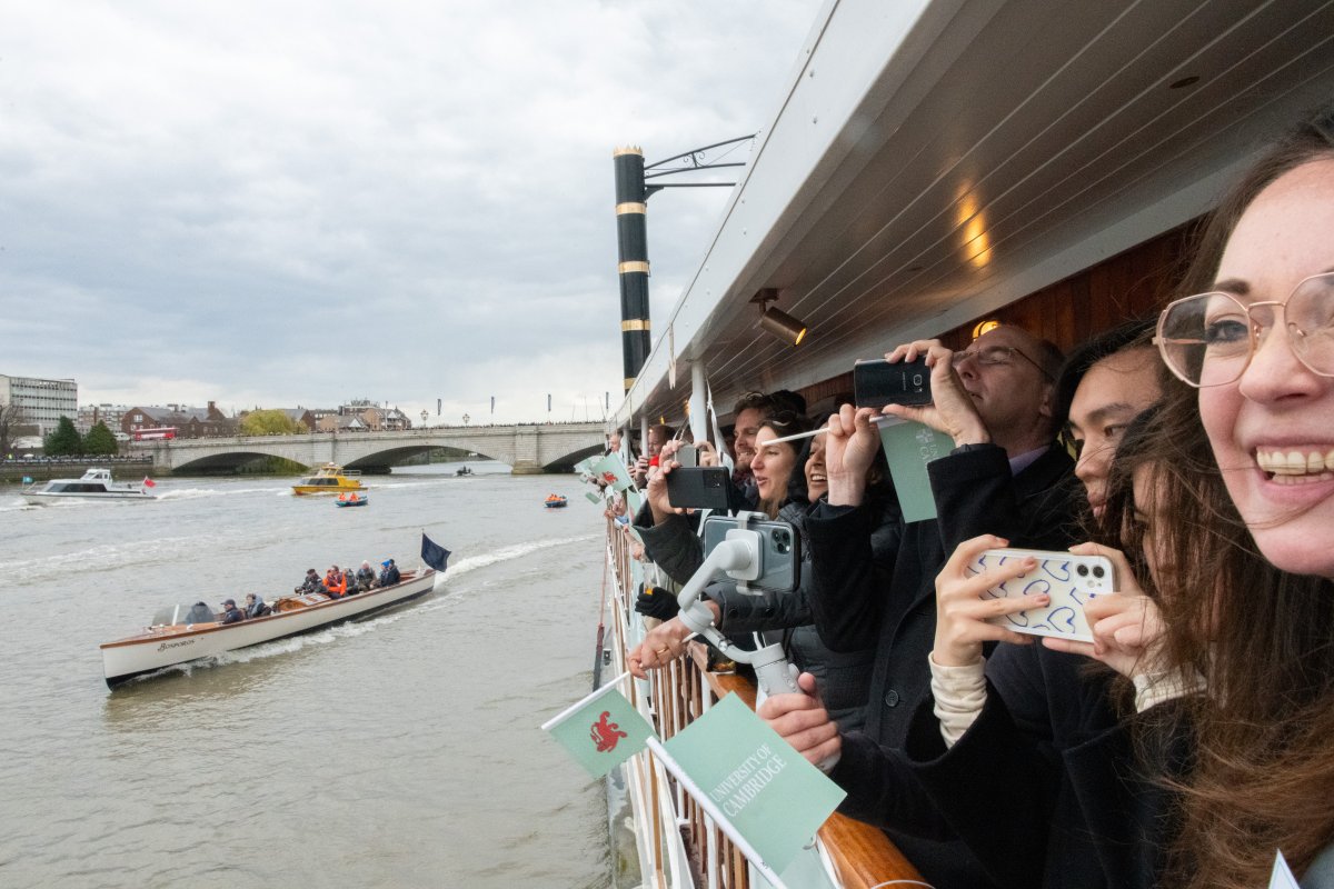 Boat race 2022 boats and supporters