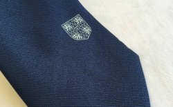 Alumni skinny silk tie - detail