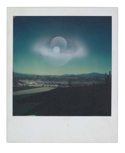 UFO photo and polaroid