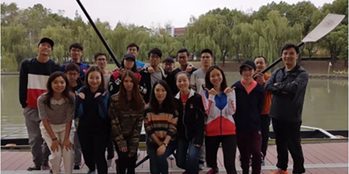 Jiaotong University alumni rowing event