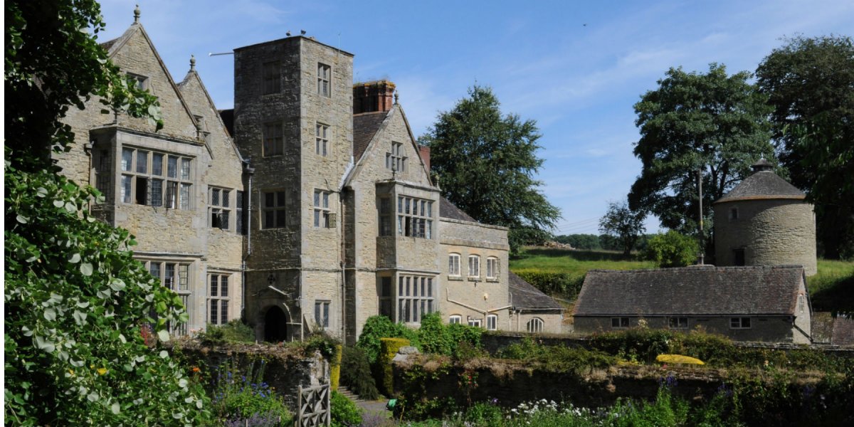 Country Houses of Shropshire