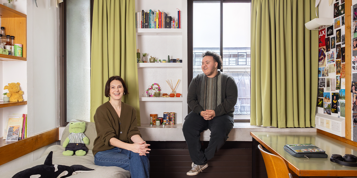 Elizabeth Day (Queens’ 1998) and first year Education student Elijah Denning 