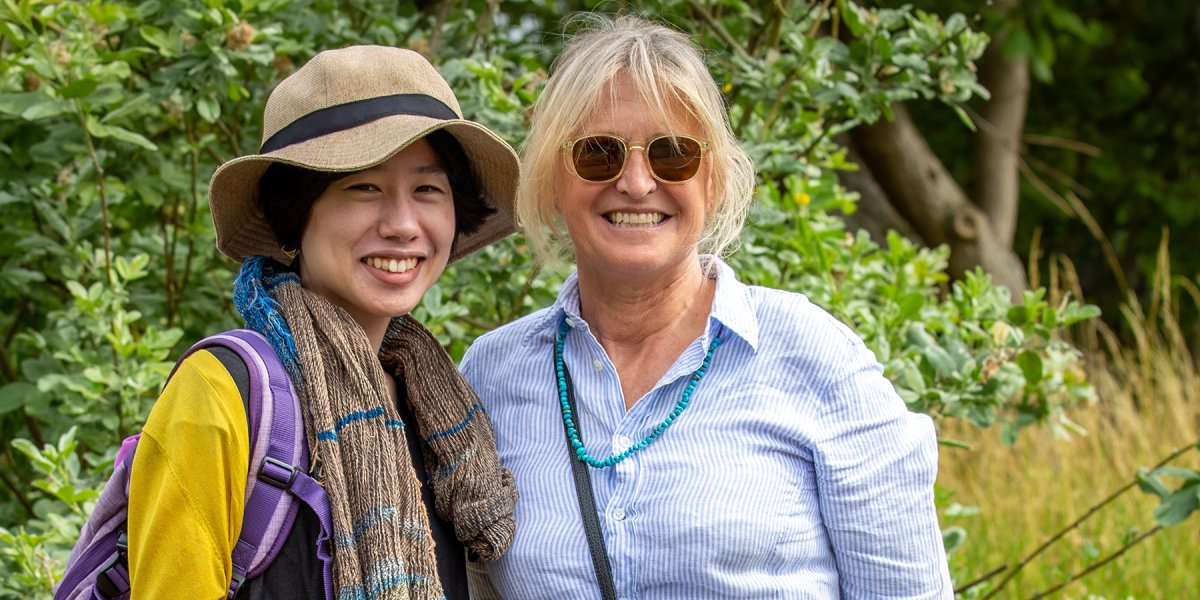 Two ladies at the Botanic Garden tour