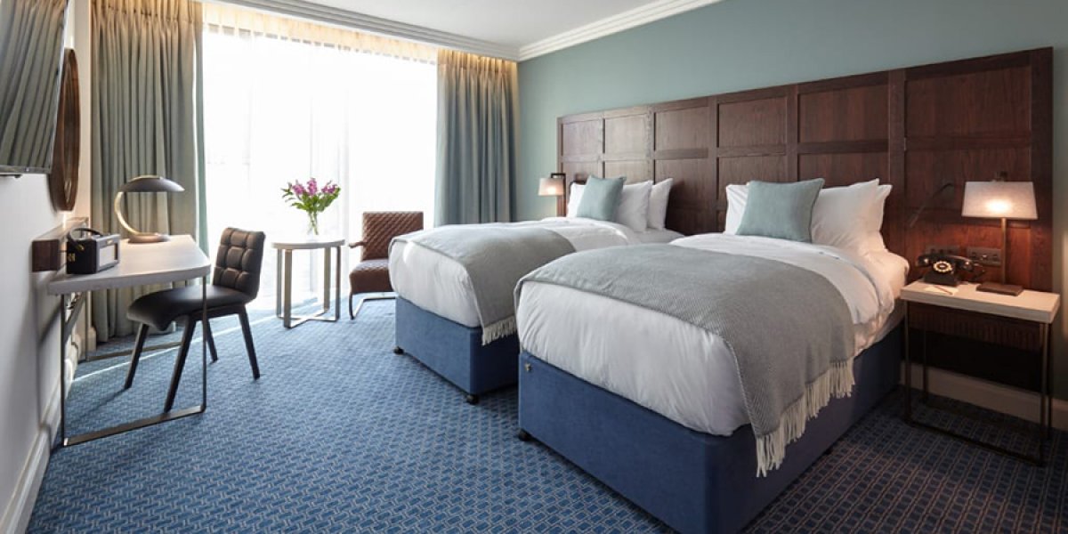 Twin bedroom - Clayton Hotel Cambridge