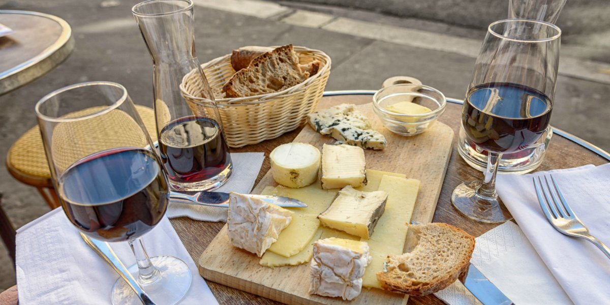 Cheese wine & bread in a sidewalk cafe in Paris