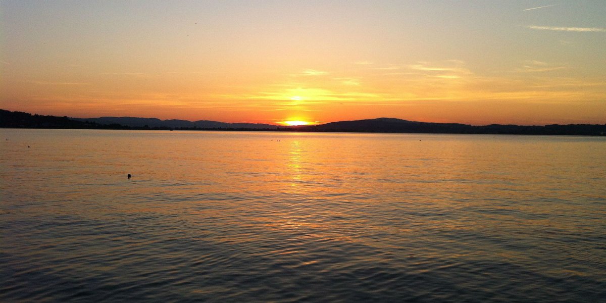 Image of Lake Zurich