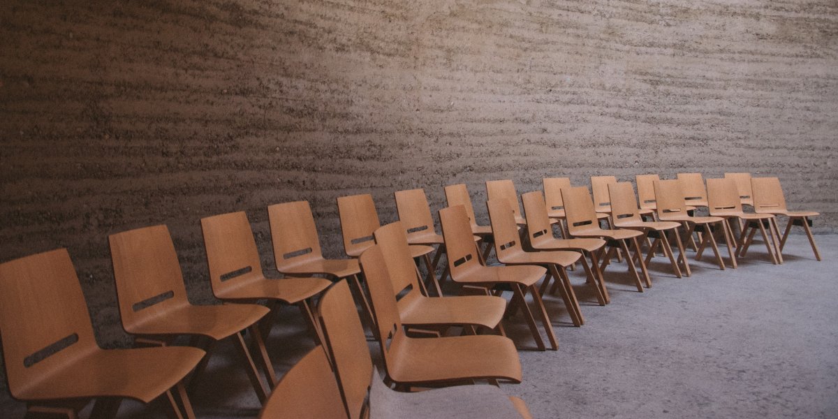 Lecture chairs