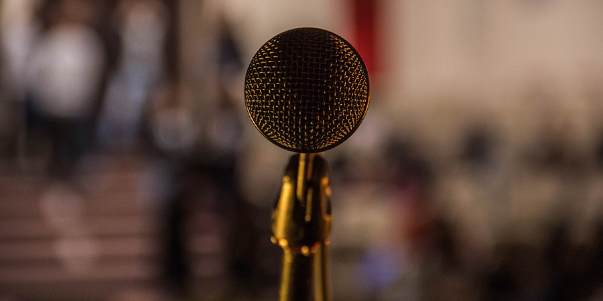Microphone 