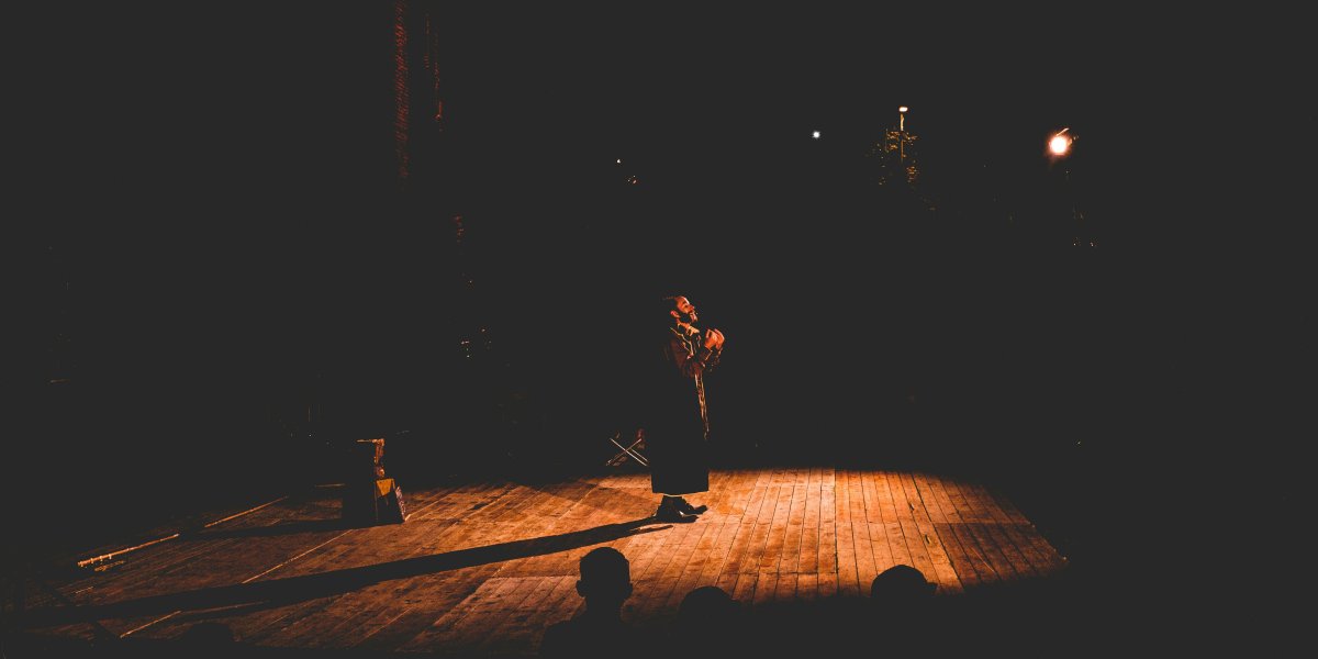 Stage