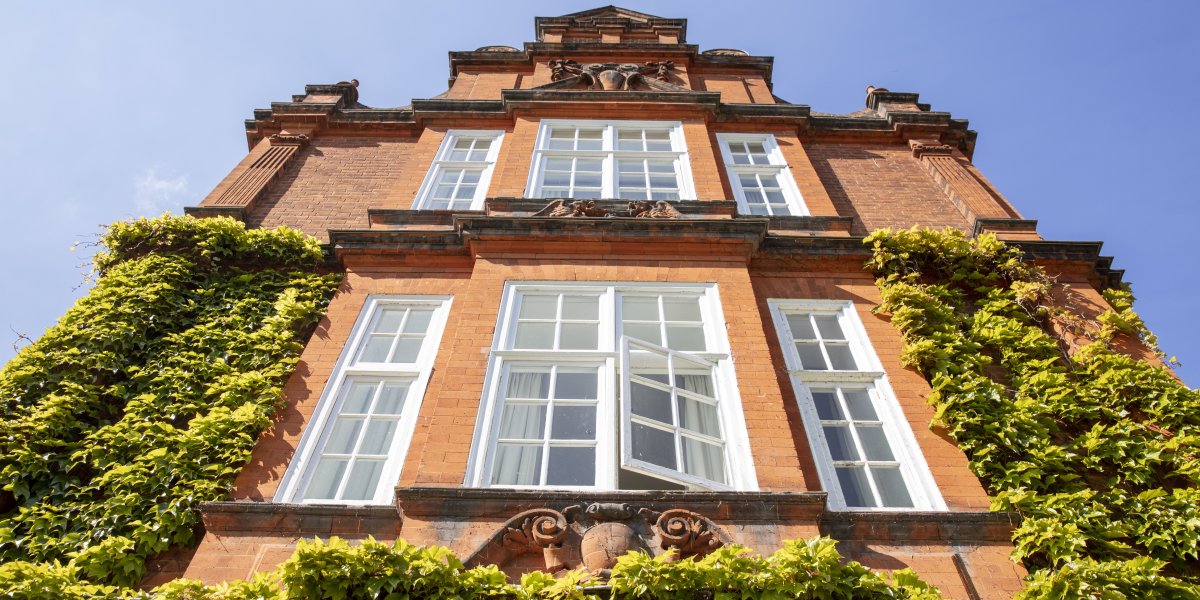 Newnham Building