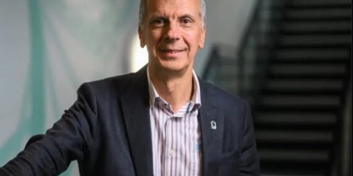 Professor Stuart Rogers