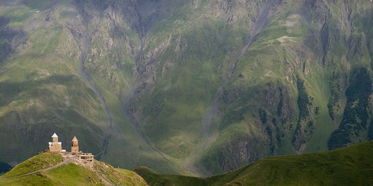 Georgia Kazbegi Stepisminda