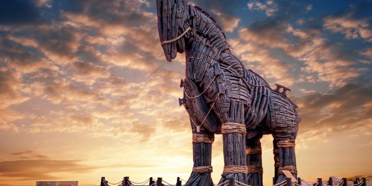 trojan horse at canakkale