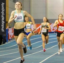 Louise winning the 800m at the British University Championships © PhotographybyJonty