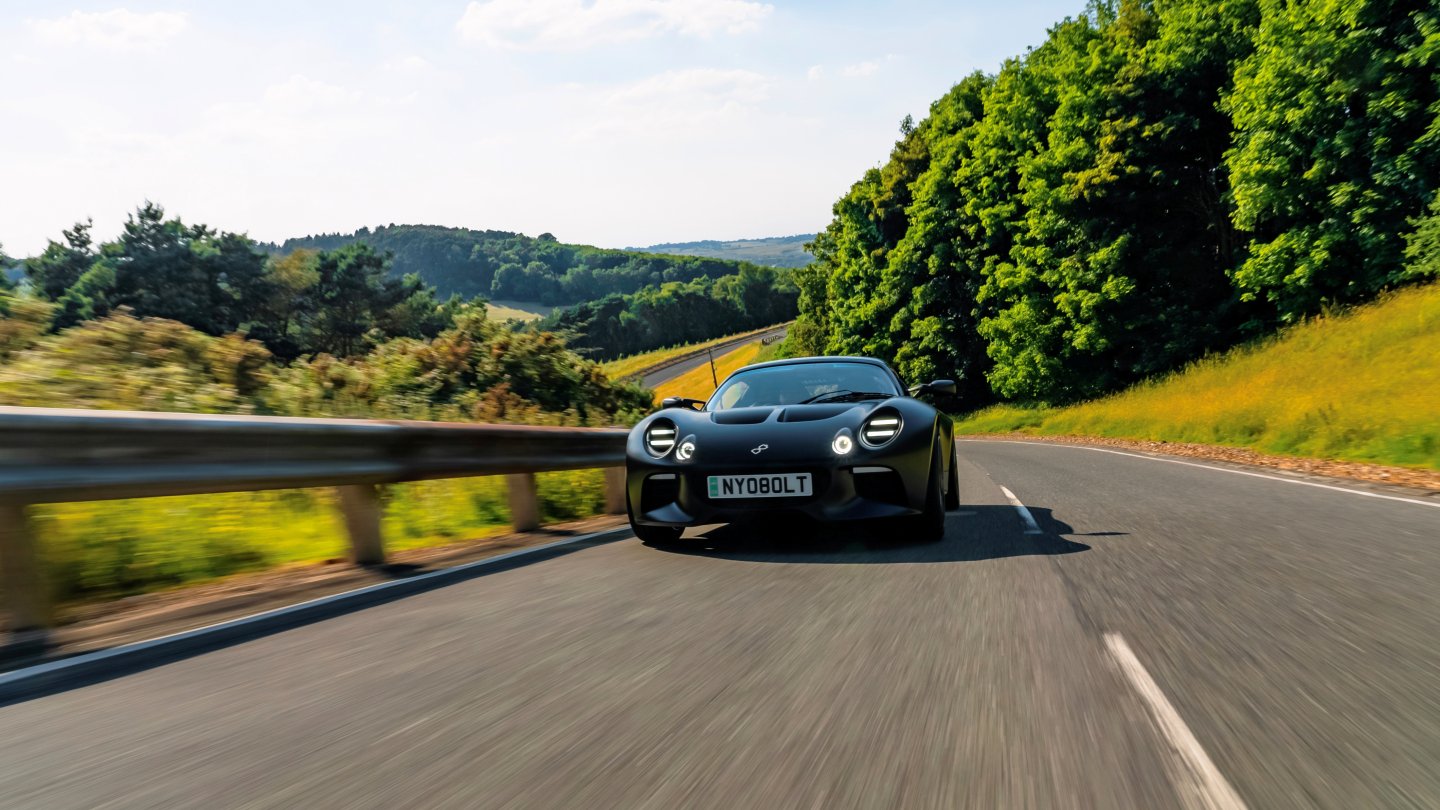 An electric car powered by Nyobolt's battery technology.